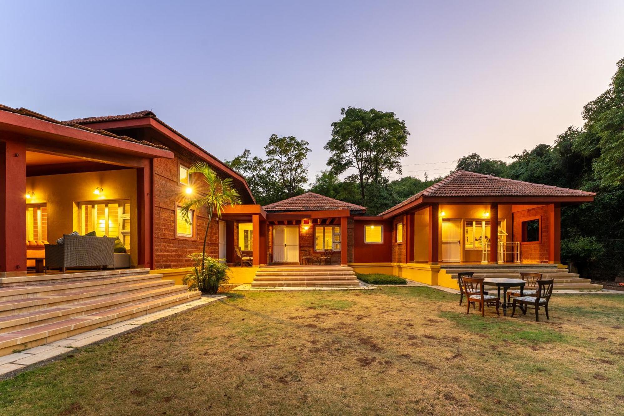 Mahābaleshwar Saffronstays Garnet House מראה חיצוני תמונה