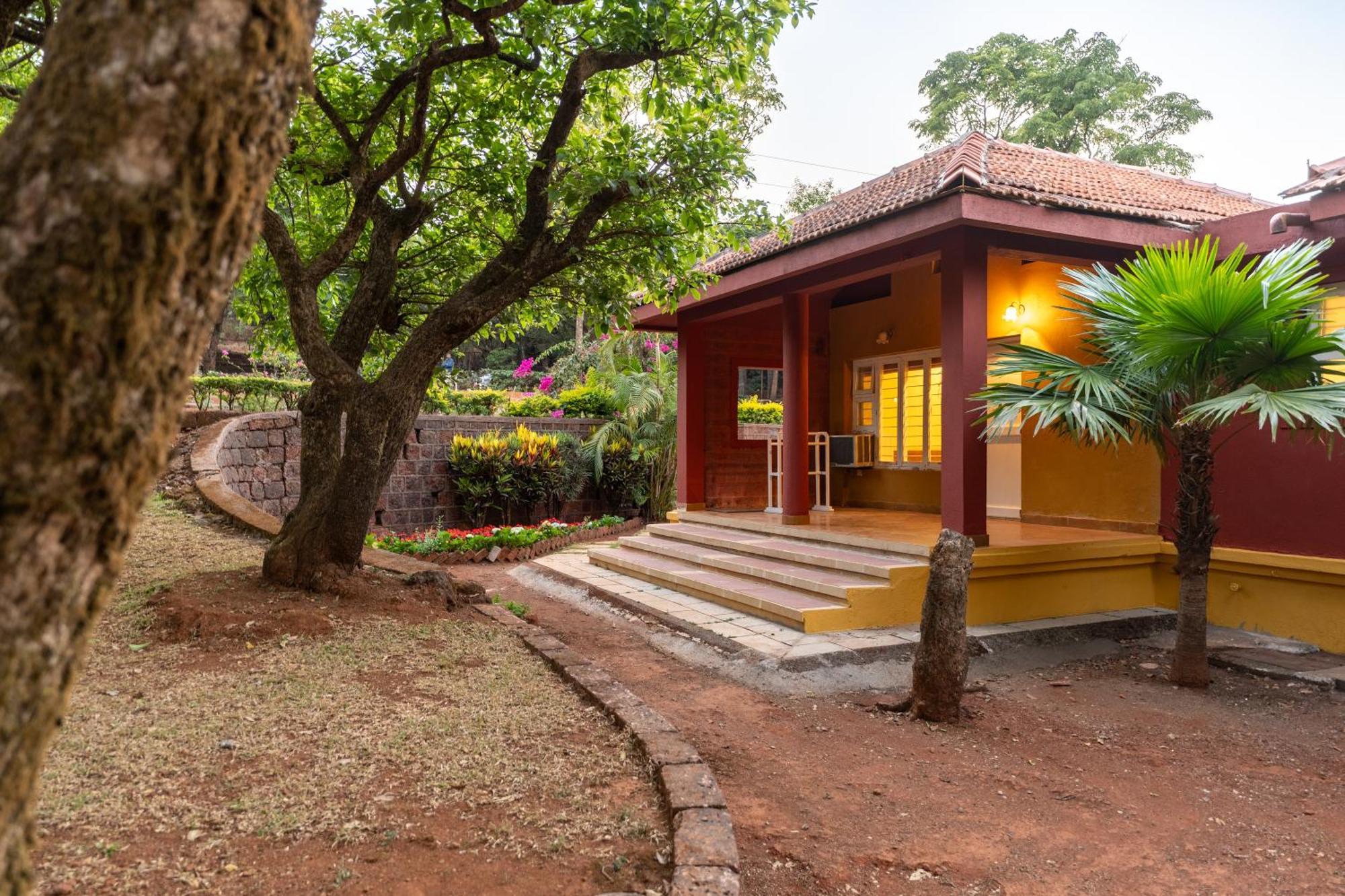 Mahābaleshwar Saffronstays Garnet House מראה חיצוני תמונה